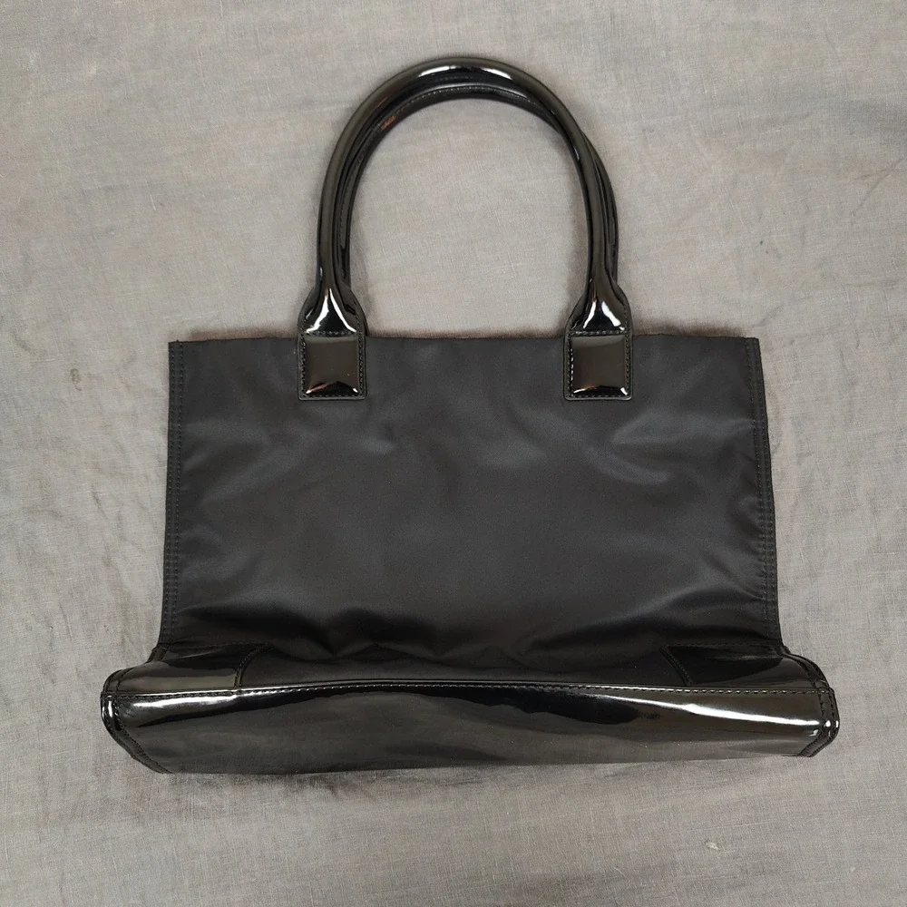 Tory Burch tory burch